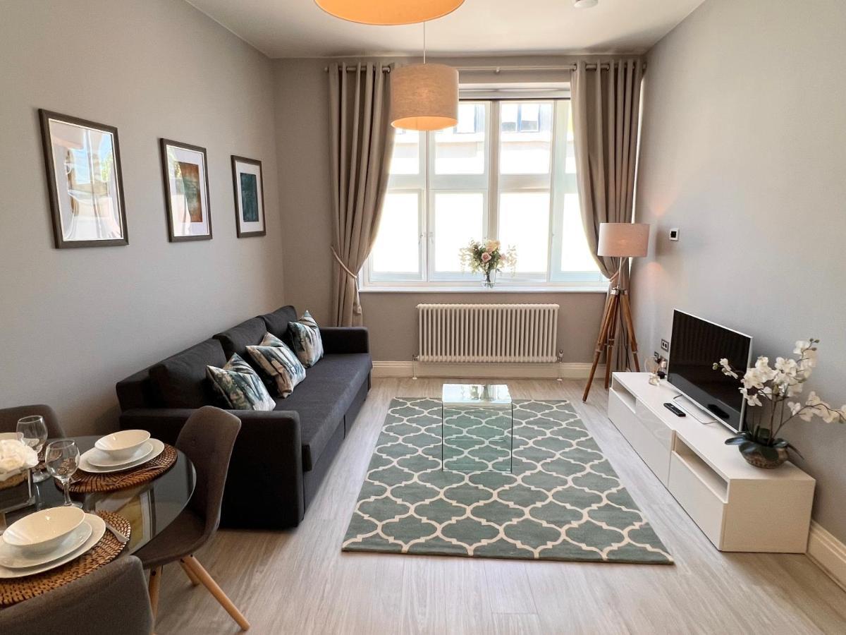 Urban Living'S - Windsor Castle Luxury Apartments Bagian luar foto