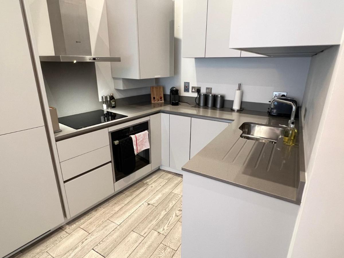 Urban Living'S - Windsor Castle Luxury Apartments Bagian luar foto