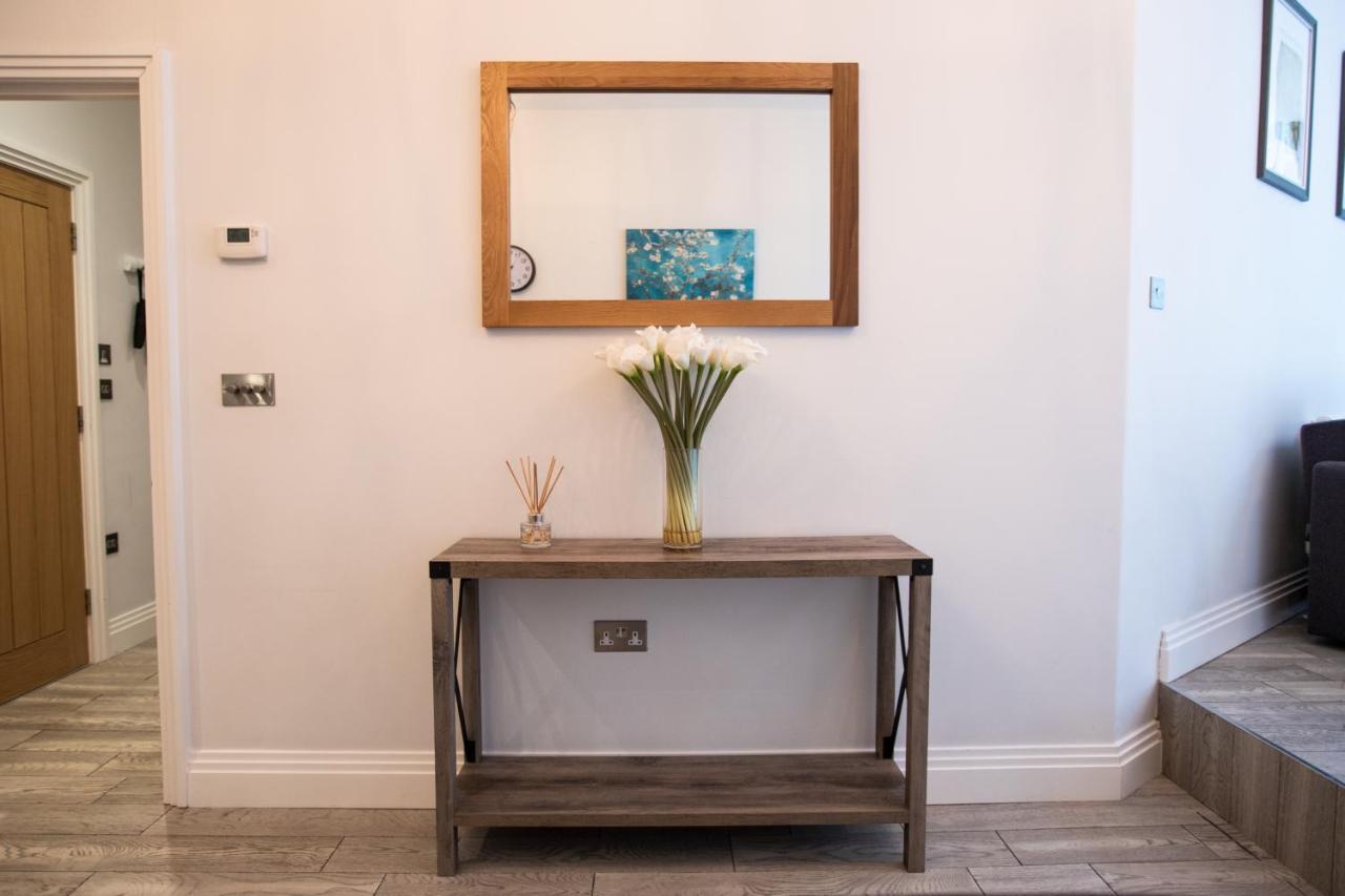 Urban Living'S - Windsor Castle Luxury Apartments Bagian luar foto
