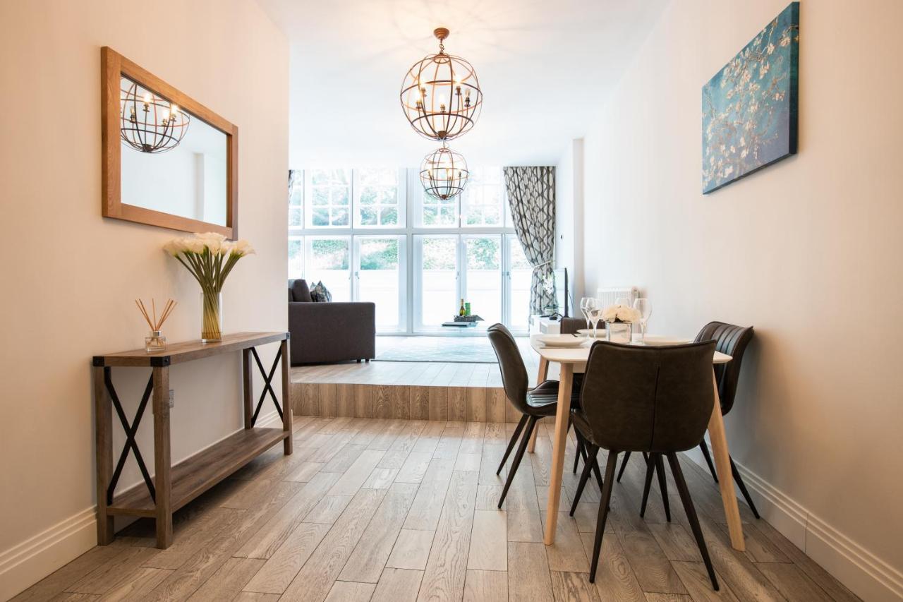 Urban Living'S - Windsor Castle Luxury Apartments Bagian luar foto