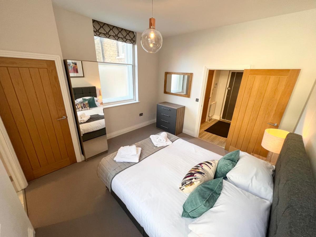 Urban Living'S - Windsor Castle Luxury Apartments Bagian luar foto