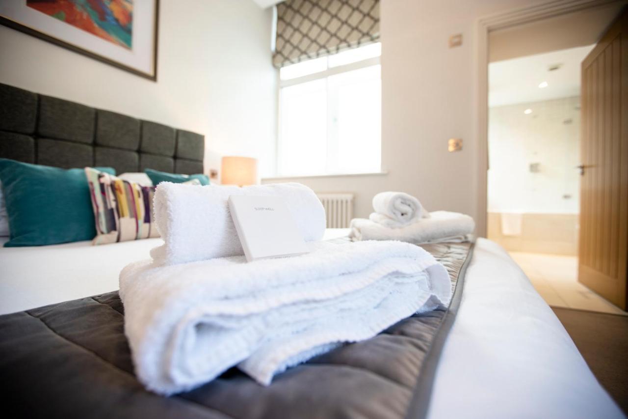 Urban Living'S - Windsor Castle Luxury Apartments Bagian luar foto