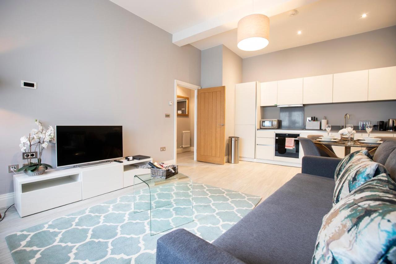 Urban Living'S - Windsor Castle Luxury Apartments Bagian luar foto