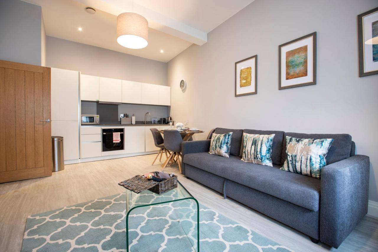 Urban Living'S - Windsor Castle Luxury Apartments Bagian luar foto